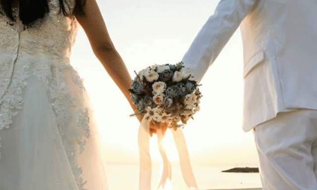 بیوی کی لاش محفوظ رکھنے کے بعد نئی دوستی کیوں؟ شوہر کی ‘بے وفائی’ سوشل میڈیا پر زیر بحث