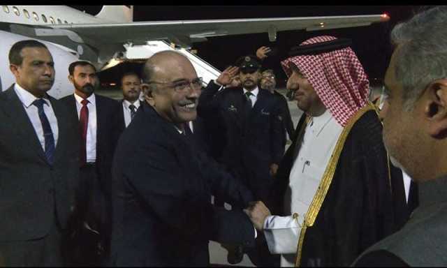 صدر آصف علی زرداری 3 روزہ سرکاری دورے پر دوحا پہنچ گئے