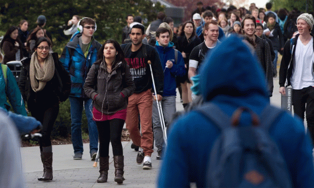 ویزا درخواستوں میں جعلسازی کا الزام، کینیڈا نے بھارتی طلبا کو داخلہ دینے کی شرح میں بڑھی کمی کردی