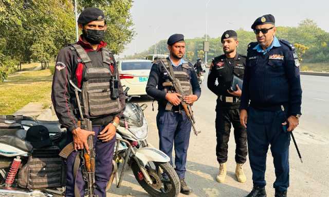 اسلام آباد میں مبینہ پولیس مقابلہ، ساتھیوں کی فائرنگ سے ایک ملزم ہلاک، 2 زخمی