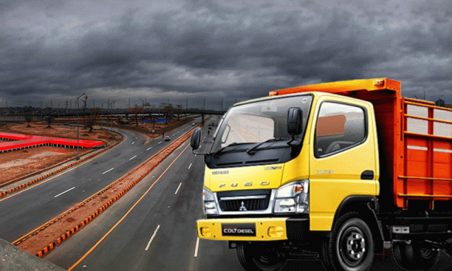 اسلام آباد میں ہیوی ٹریفک کے اوقات مقرر، خلاف ورزی پر سخت کارروائی کا اعلان