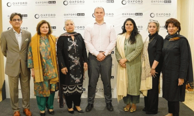 آکسفورڈ اے کیو اے، پاکستان بھر میں اساتذہ کی تربیت اور تدریس کے ذریعے تنقیدی سوچ کا فروغ