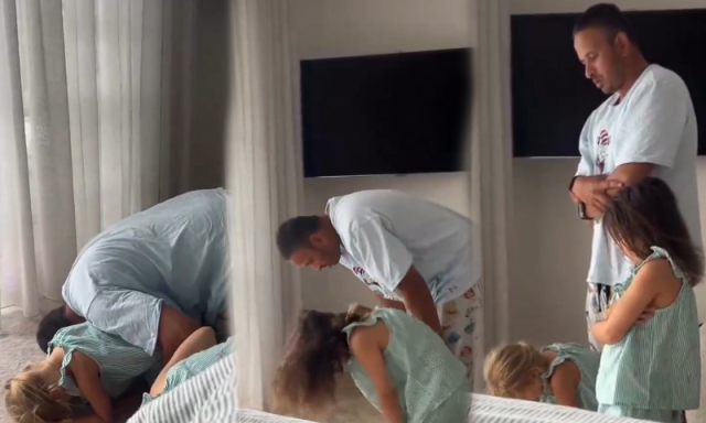 آسٹریلوی کھلاڑی عثمان خواجہ کی بیٹیوں کے ہمراہ نماز پڑھتے ہوئے ویڈیو سوشل میڈیا پر وائرل