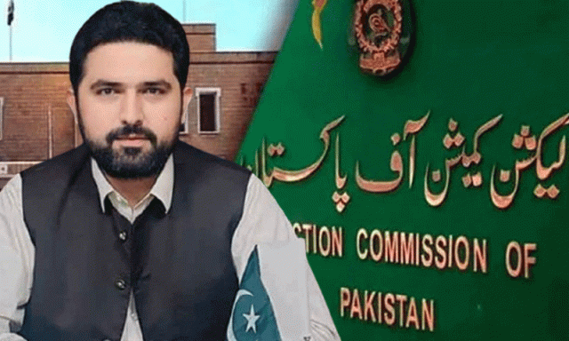انتخابی عملے کو دھمکانے کے کیسم وزیراعلیٰ خیبر کی الیکشن کمیشن میں پیشی