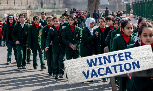 پنجاب کے تعلیمی اداروں میں موسمِ سرما کی تعطیلات، شیڈول جاری ہوگیا