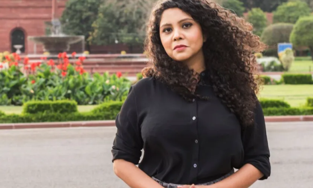 بھارتی صحافی رعنا ایوب اور ان کے والد کو قتل کی دھمکیاں موصول