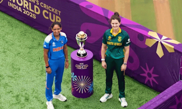 خواتین ورلڈکپ فائنل میں تاخیر، بھارتی میڈیا نے انتظامیہ پر تنقید کے تیر برسا دیے