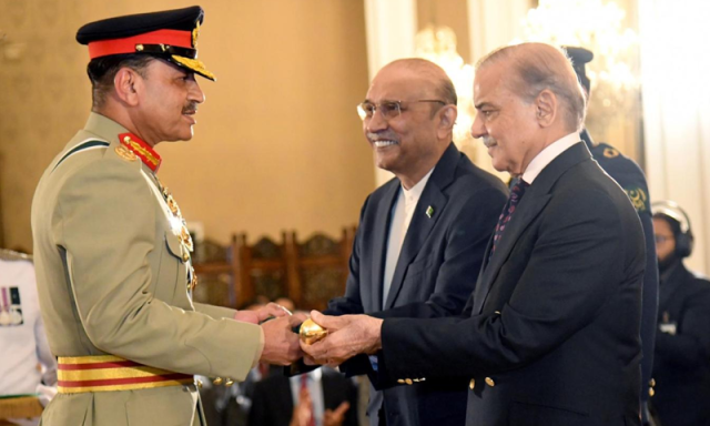 27ویں ترمیم نواز شریف کی مشاورت سے ہوئی، چیف آف ڈیفنس فورسز کے نوٹیفکیشن پر اختلاف ہو ہی نہیں سکتا، رانا ثنااللہ