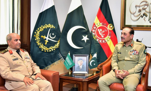 فیلڈ مارشل عاصم منیر سے کمانڈر رائل سعودی فورسز کی ملاقات، تعلقات کو مزید فروغ دینے کا عزم