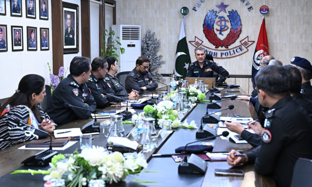 آئی جی سندھ کی زیر صدارت اجلاس، فیس لیس ای ٹکٹنگ کے نفاذ سے متعلق اہم فیصلے