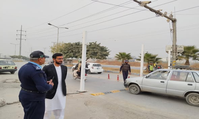 اسلام آباد میں ایم ٹیگ ریڈرز کی تنصیب مکمل، خلاف ورزی کرنے والوں کو جرمانے ہوں گے