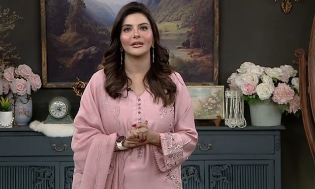 فوڈ رائیڈرز کا احتجاج رنگ لے آیا، ندا یاسر نے معافی مانگ لی