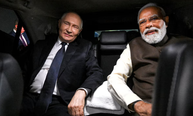 پیوٹن 2 روزہ دورے پر بھارت پہنچ گئے، دو طرفہ تعلقات کی سمت کیا ہوگی؟