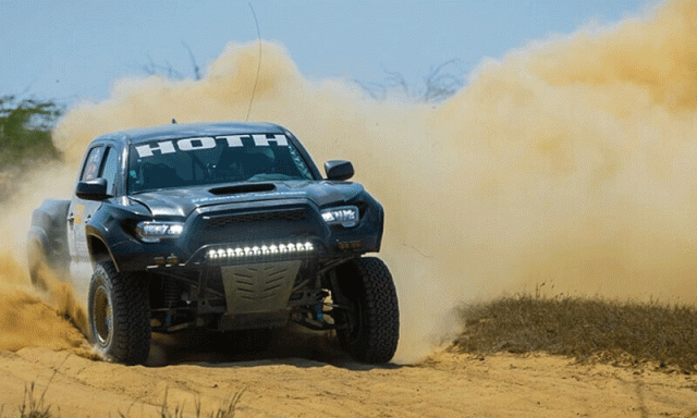 حب آٹو کراس ریلی کا آغاز، اسٹاک اور روکی کیٹگریز میں مقابلے جاری