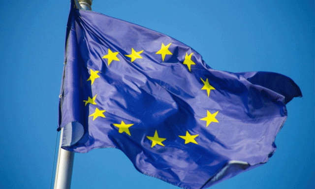 یورپی یونین کمشنر کا غیرقانونی تارکین وطن کیخلاف کاررائیوں کا اعتراف، پاکستان کے دورے کا اعلان