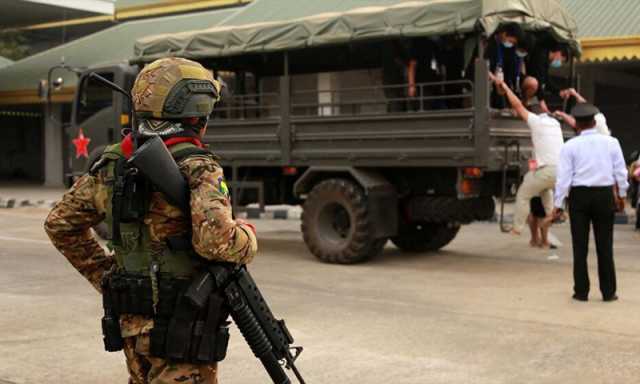 میانمار میں آن لائن فراڈ سینٹرز سے 38 پاکستانیوں سمیت کئی غیرملکی بازیاب، وطن واپسی کی تیاریاں شروع