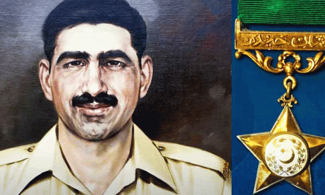 پاک فوج کا شہیدِ وطن سوار محمد حسین نشانِ حیدر کو خراجِ عقیدت