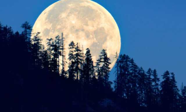 2025 کا آخری سپر مون 4 دسمبر کو نظر آئے گا