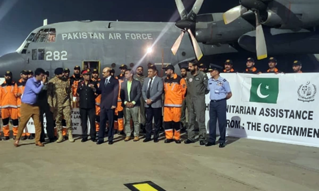 سری لنکا سیلاب: پاکستان کی امدادی ٹیم خصوصی طیارے کے ذریعے کولمبو پہنچ گئی