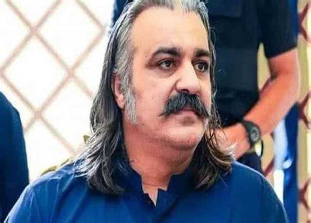 وزیراعلیٰ خیبرپختونخوا علی امین گنڈاپور کے ناقابل ضمانت وارنٹ گرفتاری جاری