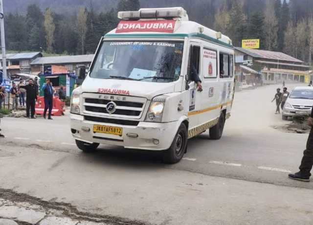 مقبوضہ کشمیر میں نہتے سیاحوں پر گولیوں کی بوچھار، 20 سے زیادہ اموات کا خدشہ