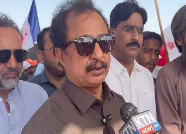 آصف زرداری نے ارسا ایکٹ پر دستخط کرکے سندھ کے پانی کا سودا کیا، حلیم عادل شیخ
