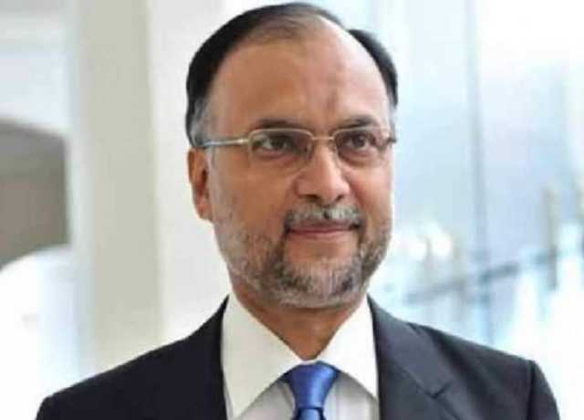 بھارت اگر پاکستان پر ایک پنچ لگائے گا تو اسے جواب میں 2 پنچ ملیں گے، احسن اقبال