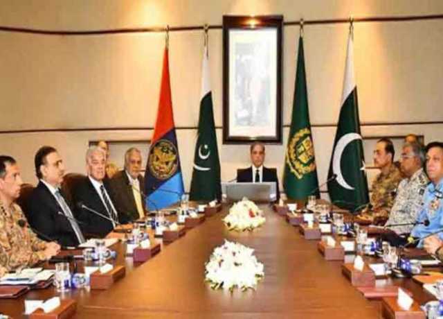 شہباز شریف کا آئی ایس آئی ہیڈ کوارٹرز کا دورہ، ملکی صورتحال پر بریفنگ دی گئی