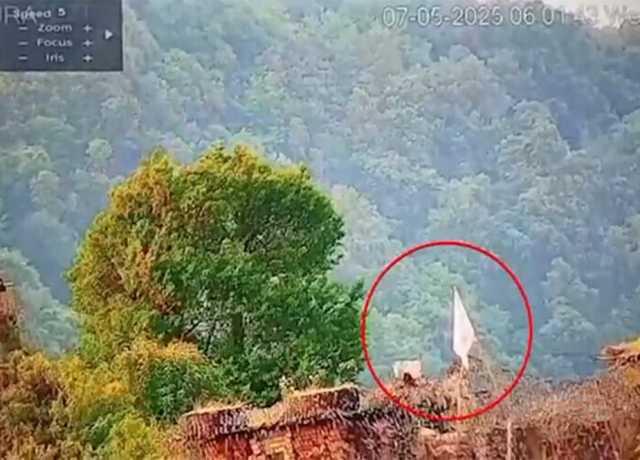 بھارت نے سفید جھنڈا لہرا کر اپنی شکست تسلیم کر لی، عطاء تارڑ