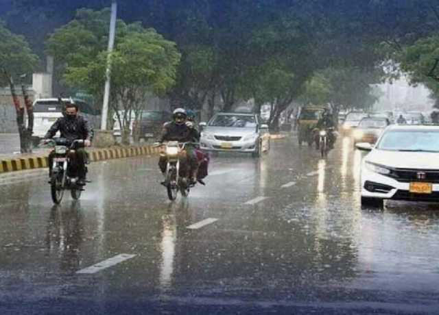 پنجاب، پختونخوا اور بلوچستان میں گرمی کے ستائے عوام کے لیے خوشخبری
