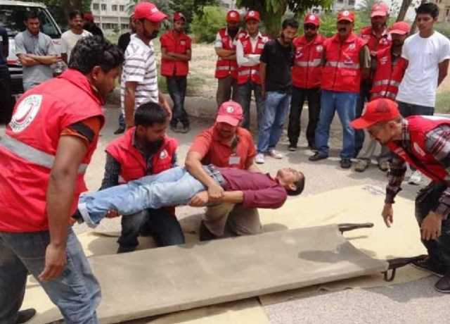 خیبر پختونخوا کے اسکولوں میں تمام پروگرام معطل، طلبا کو شہری دفاع کی تربیت دینے کی ہدایت