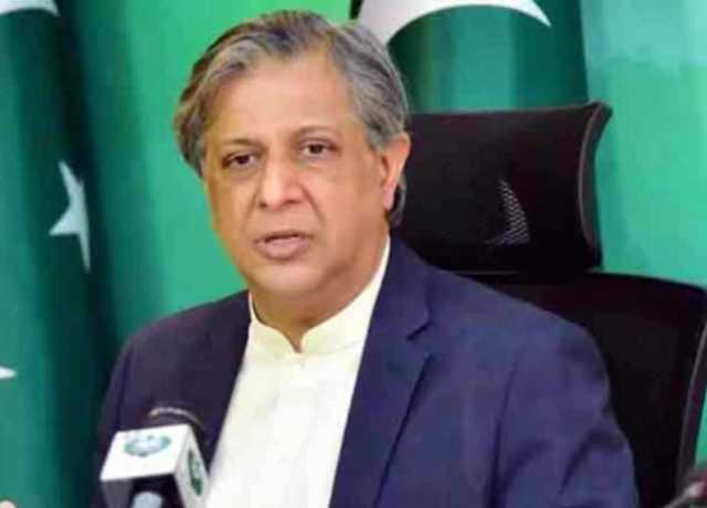 سیاست میں سے تقسیم کو ختم کرنا ہوگا، ہم آہنگی کی بھی بات ہونی چاہیے، اعظم نذیر تارڑ