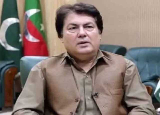 سیز فائر کے بعد بالآخر نواز شریف منظرِ عام پر آگئے، بیرسٹر سیف