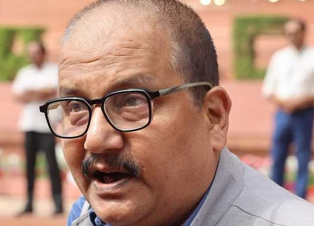ڈونالڈ ٹرمپ کی ثالثی کی خبر نے مجھے بے چین کر دیا، منوج جھا