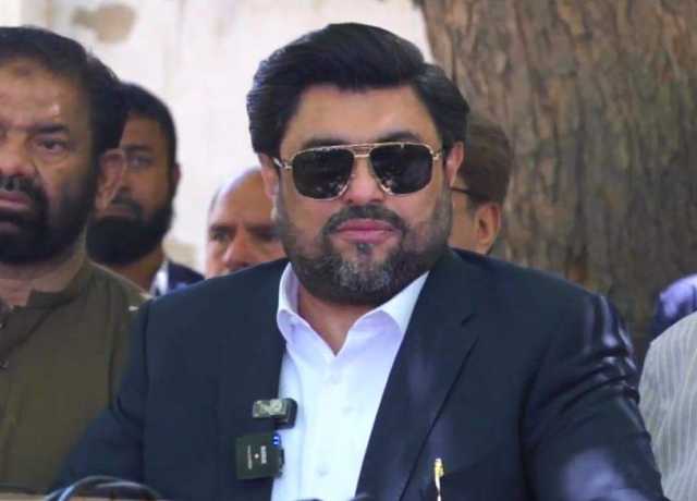 کمپنی کہہ رہی ہے بھارت کو جہاز دینگے تو پائلٹ پاک فضائیہ کا تربیت یافتہ ہونا چاہیئے، کامران ٹیسوری