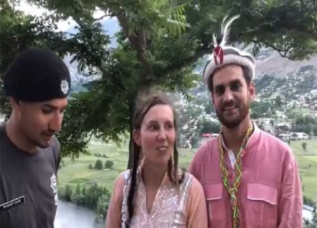 کیلاش میں غیر ملکی سیاح ٹریفک میں پھنس گئے
