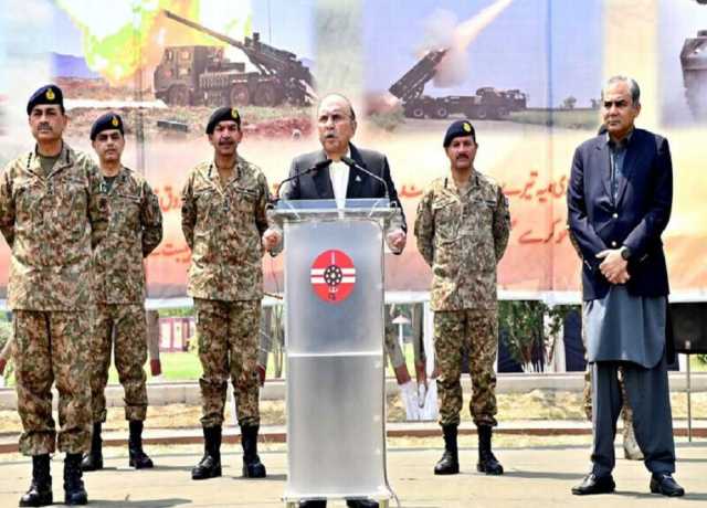 بھارت کو معلوم ہو گیا ہوگا کہ اصل جوانوں سے مقابلہ کیسا ہوتا ہے، آصف زرداری کا چھاونی میں خطاب