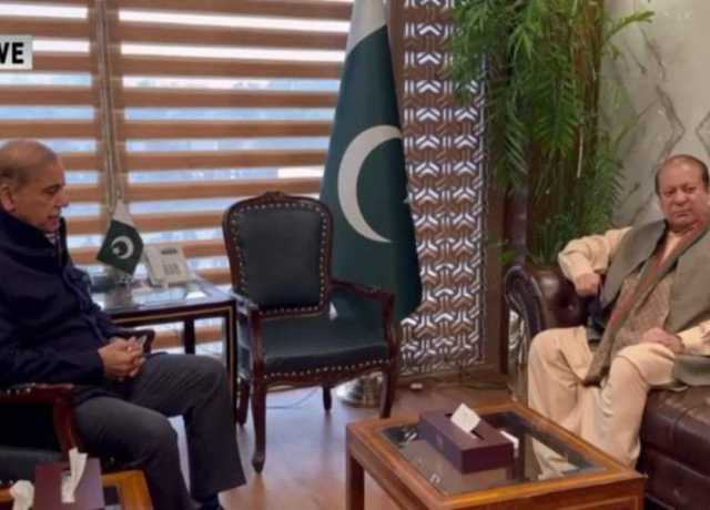 وزیراعظم کی نواز شریف سے ملاقات، سیاسی امور پر تبادلہ خیال