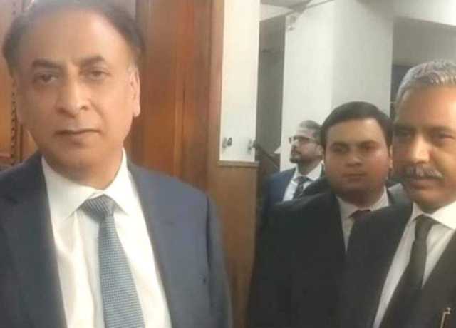 زاہد اختر زمان کی امجد پرویز سے ملاقات، لیگل ٹیم کی کارکردگی کو سراہا