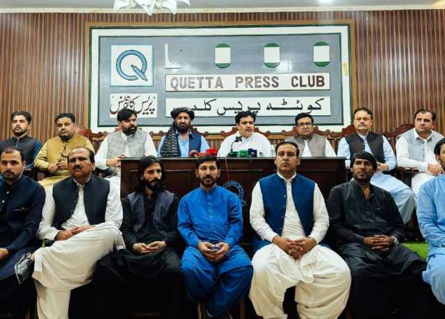 موجودہ حکومت کو پی ٹی آئی کو ختم کرنیکا ٹاسک دیا گیا ہے، داؤد شاہ کاکڑ