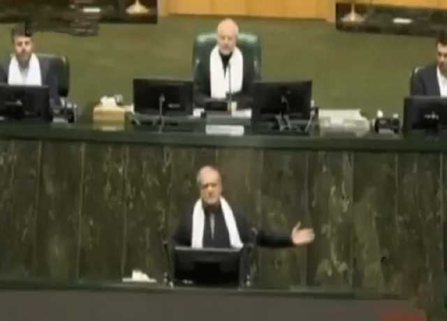 صدر کے خطاب کے دوران ایرانی پارلیمنٹ پاکستان سے اظہار تشکر کے نعروں سے گونج اٹھی