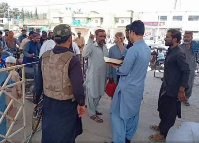 کوئٹہ، ضلعی انتظامیہ پٹرول بحران پر قابو پانے کیلئے متحرک
