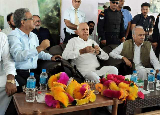 پہلگام حملہ آور اب تک آزاد کیوں ہیں، ڈاکٹر فاروق عبداللہ