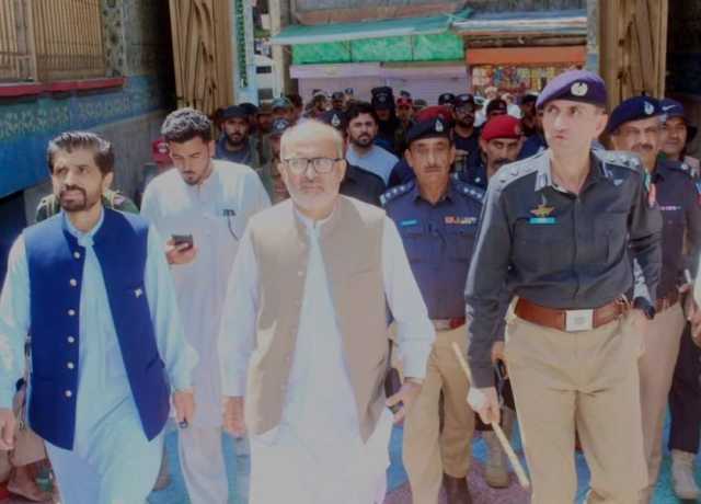 محرم الحرام، کمشنر کوہاٹ اور آر پی او کا پاراچنار شہر کا دورہ