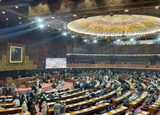 وفاق کی وزارتوں اور ڈویژنز کے بجٹ پر کٹ لگایا جائے، اپوزیشن جماعتوں کی سفارشات