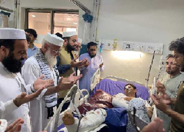پشاور، جماعت اسلامی کے وفد کی باجوڑ دھماکہ کے زخمیوں کی عیادت