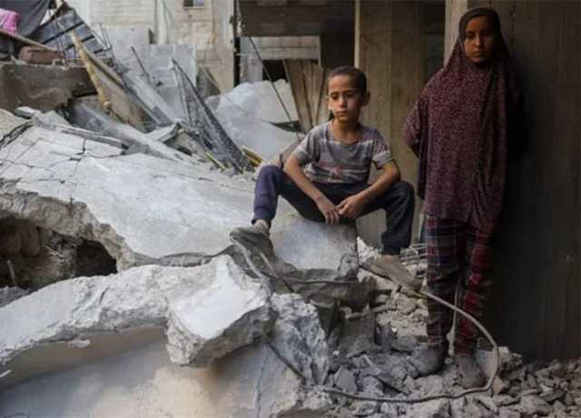 غزہ کے مکان پر صیہونی فوج کا حملہ، 12 فلسطینی شہید، 24 گھنٹوں میں شہداء کی تعداد 90 ہوگئی