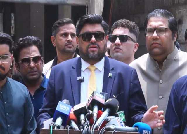 گورنر سندھ کا سانحہ لیاری کے متاثرین کو 80، 80 گز کے پلاٹ دینے کا اعلان