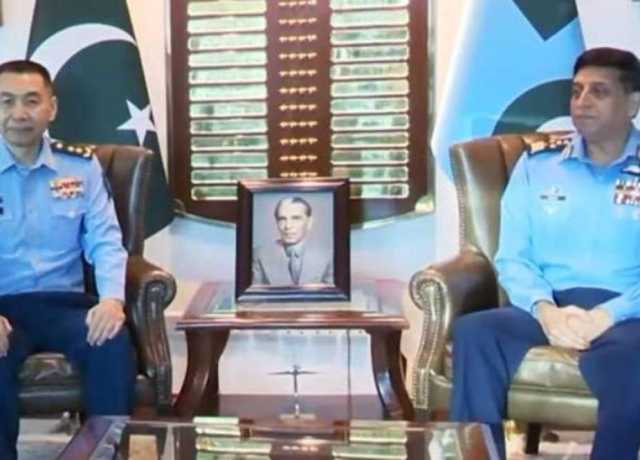 پیپلز لبریشن آرمی ایئر فورس کے چیف آف سٹاف کا وفد کیساتھ ایئر ہیڈ کوارٹرز کا دورہ