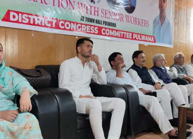 کشمیر کا ریاستی درجہ بحال کرنے کا حل صرف کانگریس کے پاس ہے، عبدالرحیم راتھر